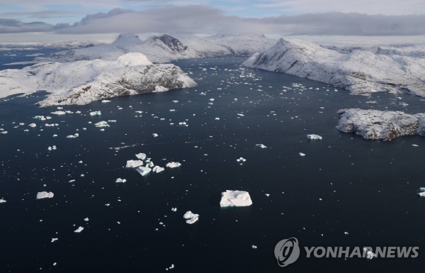 온난화로 사라져가는 바다 위 얼음[AFP 연합뉴스 자료사진. 재판매 및 DB 금지]