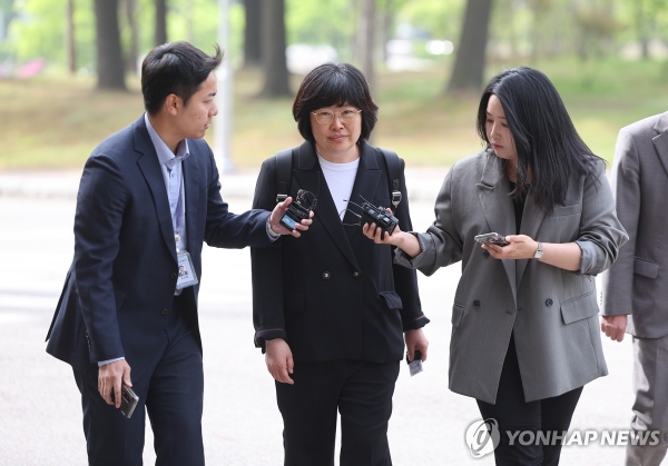 '채상병 의혹' 국방부 법무관리관 공수처 소환…